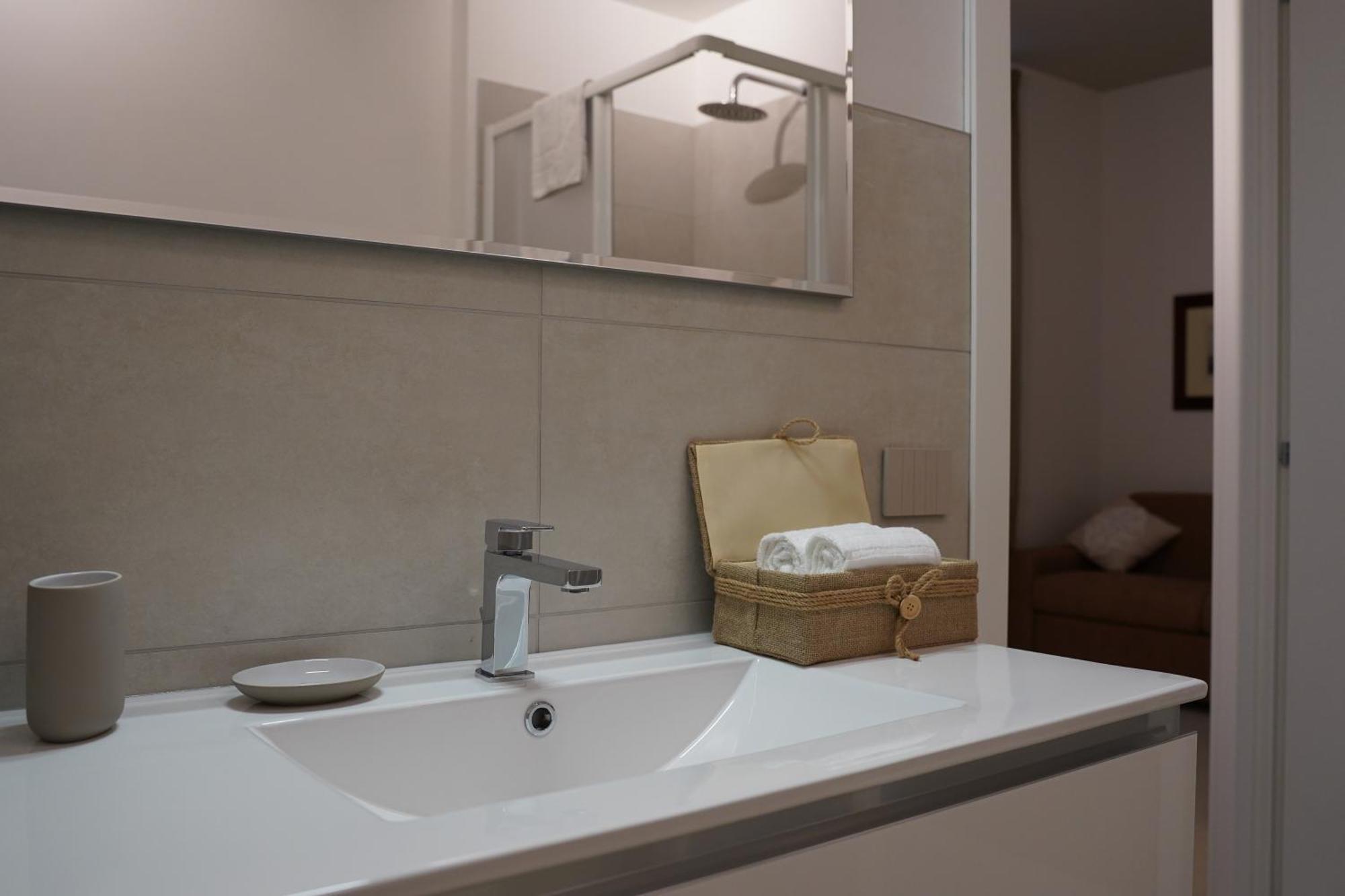 Monumentale M5 Apt - 6 Ospiti & Famiglie Con 2 Bagni E Suite Milano Esterno foto